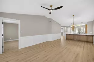 7761 Jewel Ln, Naples, FL 34109 - Photo 16