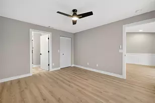 7761 Jewel Ln, Naples, FL 34109 - Photo 24