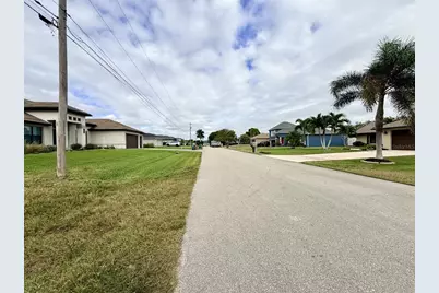 1414 SW 1st Place, Cape Coral, FL 33991 - Photo 4