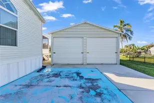 27980 Roanoke Cir, Punta Gorda, FL 33950 - Photo 38