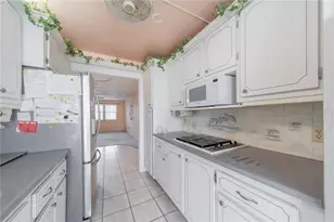 5925 Shore Blvd S, Gulfport, FL 33707 - Photo 20