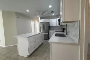 5439 Kenwood Dr, North Port, FL 34287 - Photo 2