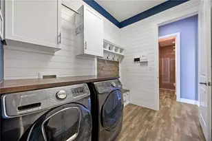 8969 Bernini Pl, Sarasota, FL 34240 - Photo 28