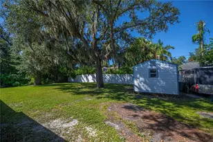 18530 Hottelet Cir, Port Charlotte, FL 33948 - Photo 50