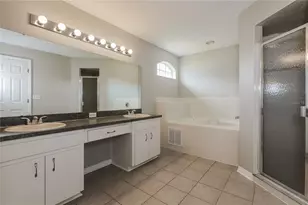 3407 Imperial Manor Way, Mulberry, FL 33860 - Photo 12