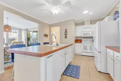 2100 Kings Highway #1025, Port Charlotte, FL 33980 - Photo 4