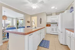 2100 Kings Hwy, Port Charlotte, FL 33980 - Photo 4