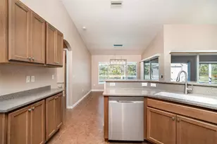 2016 Grandview Dr, North Port, FL 34288 - Photo 10