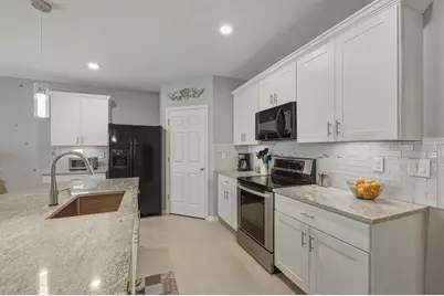 7012 Waterford Parkway, Punta Gorda, FL 33950 - Photo 10