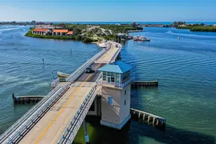 215 Persimmon St, Englewood, FL 34223 - Photo 32