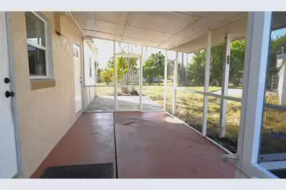 140 Palmetto Circle NE, Port Charlotte, FL 33952 - Photo 20