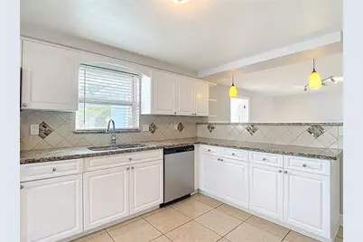 11234 Yewtree Avenue, Port Richey, FL 34668 - Photo 14