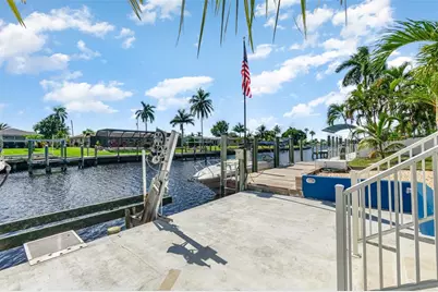 1661 Swan Terrace, North Fort Myers, FL 33903 - Photo 36