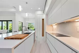 380 Cowry Rd, Venice, FL 34293 - Photo 18