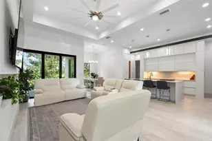 380 Cowry Rd, Venice, FL 34293 - Photo 12