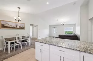 9010 S Indio Cir, Labelle, FL 33935 - Photo 10