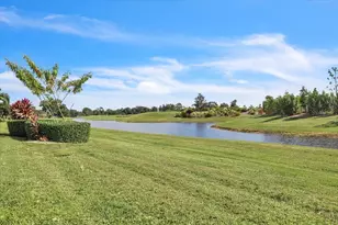 12221 SW Kingsway Cir, Lake Suzy, FL 34269 - Photo 46