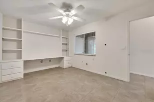 12221 SW Kingsway Cir, Lake Suzy, FL 34269 - Photo 40