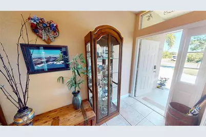 115 Dunn Drive NE, Port Charlotte, FL 33952 - Photo 4