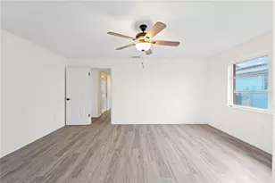 140 Rotonda Cir, Rotonda West, FL 33947 - Photo 28