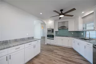 7095 Beardsley St, Englewood, FL 34224 - Photo 10