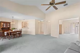 6101 34th Street W, Bradenton, FL 34210 - Photo 12