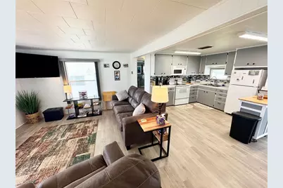 5217 Pebble Beach Avenue, Sarasota, FL 34234 - Photo 6