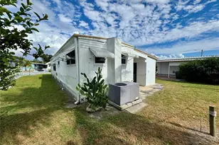 5217 Pebble Beach Ave, Sarasota, FL 34234 - Photo 34