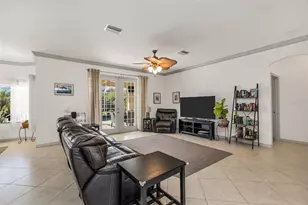 13361 SW Pembroke Cir N, Lake Suzy, FL 34269 - Photo 14