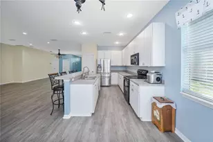 2391 Savannah Dr, North Port, FL 34289 - Photo 6