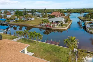 3370 Dover Dr, Punta Gorda, FL 33983 - Photo 4