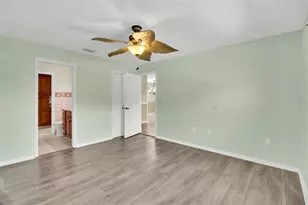 1042 Strasburg Dr, Port Charlotte, FL 33952 - Photo 18