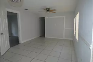 3817 Pearl St, Fort Myers, FL 33916 - Photo 6