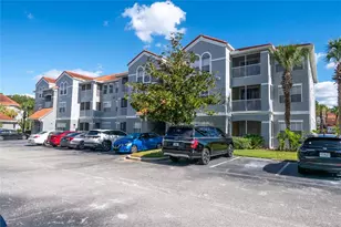 18001 Richmond Pl Dr, Tampa, FL 33647 - Photo 16