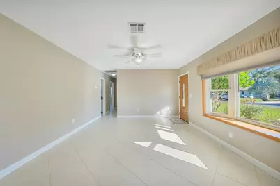 18427 Goodman Circle, Port Charlotte, FL 33948 - Photo 6