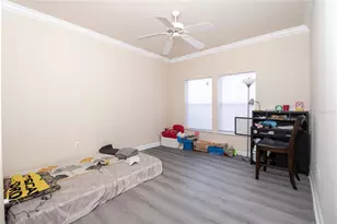 18103 Back Stretch Ln, Tampa, FL 33647 - Photo 8