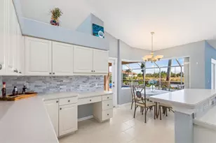 9450 Newnan Cir, Port Charlotte, FL 33981 - Photo 10