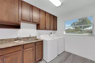 5584 Buring Ct, Fort Myers, FL 33919 - Photo 30