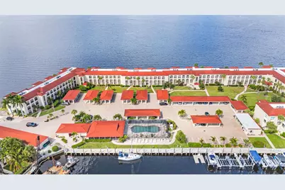 1 Colony Point Drive #3C, Punta Gorda, FL 33950 - Photo 2