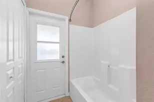 2101 Gulfview Rd, Punta Gorda, FL 33950 - Photo 24