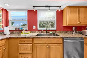 450 Church Ave NW, Port Charlotte, FL 33952 - Photo 10