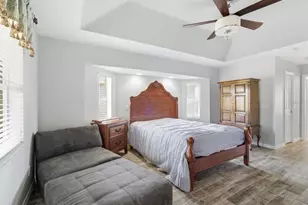 34 Medalist Cir, Rotonda West, FL 33947 - Photo 20