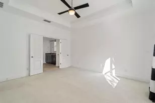 805 Molly, Sarasota, FL 34232 - Photo 14