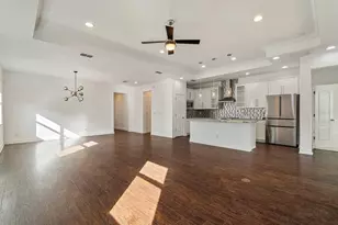 805 Molly, Sarasota, FL 34232 - Photo 4