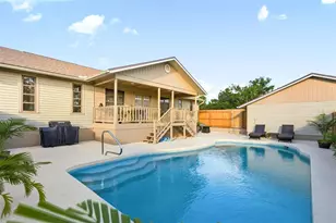 22349 Columbus Ave, Port Charlotte, FL 33954 - Photo 4