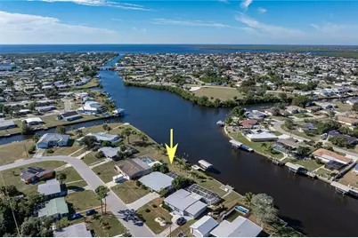 407 Dunn Drive, Port Charlotte, FL 33952 - Photo 2