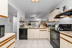 175 Kings Hwy, Punta Gorda, FL 33983 - Photo 6