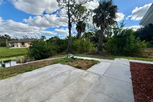 2928 Abbotsford St, North Port, FL 34287 - Photo 6