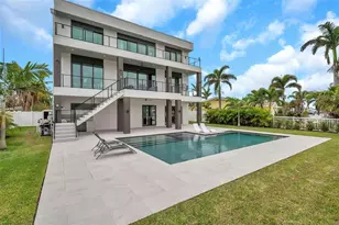 36 Dolphin Dr, Treasure Island, FL 33706 - Photo 64