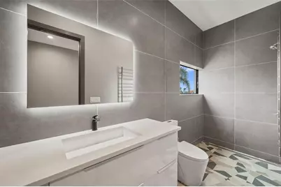 36 Dolphin Drive, Treasure Island, FL 33706 - Photo 24